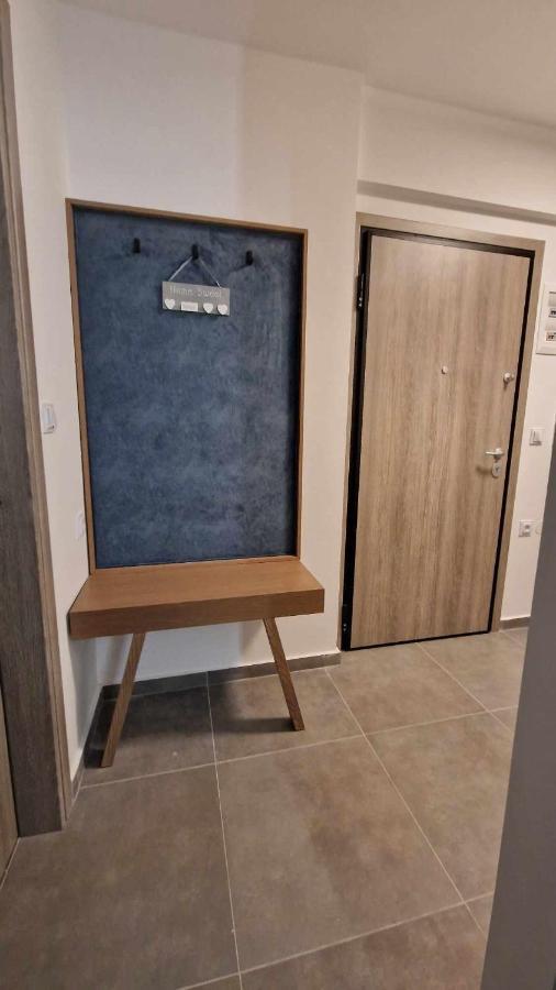 Vv Cosy Host 2 Daire Yenişehir Dış mekan fotoğraf